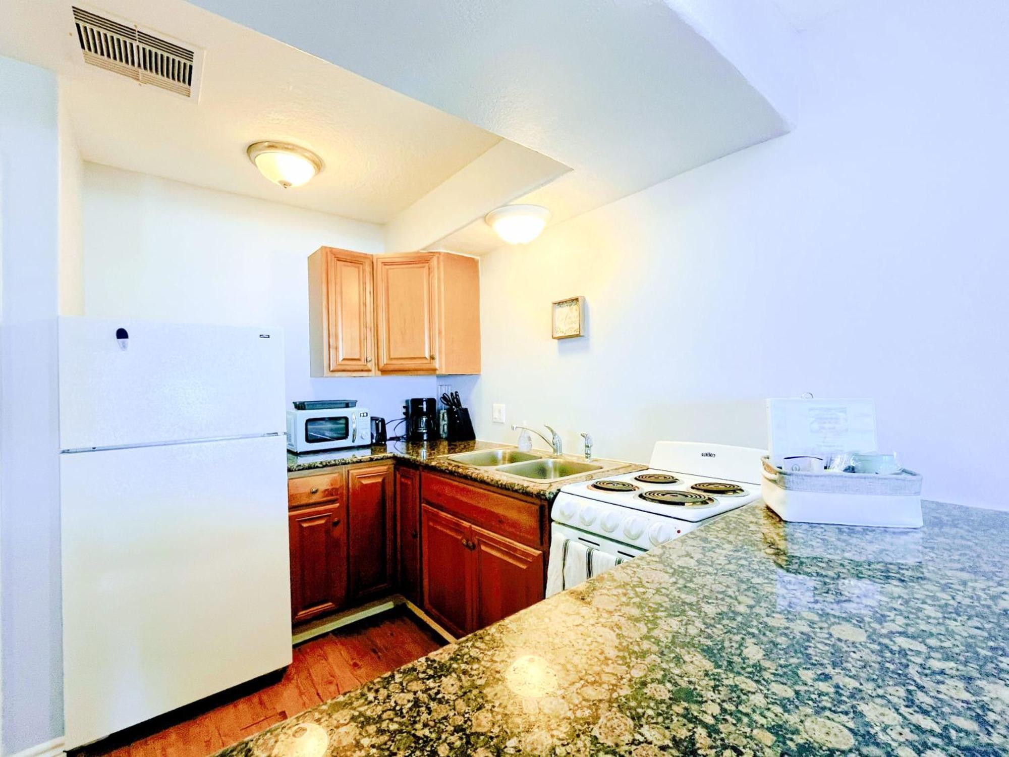 Unobstructed Oceanfront Seagull Unit 3 Beach Pad! Villa Surfside Beach Dış mekan fotoğraf