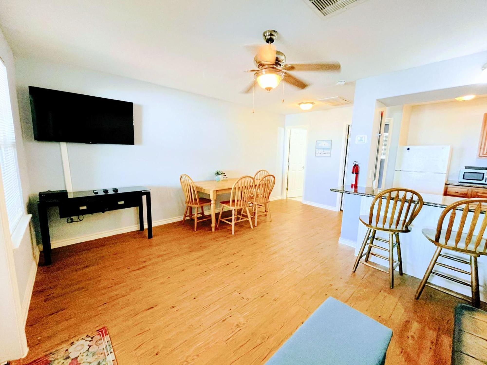 Unobstructed Oceanfront Seagull Unit 3 Beach Pad! Villa Surfside Beach Dış mekan fotoğraf